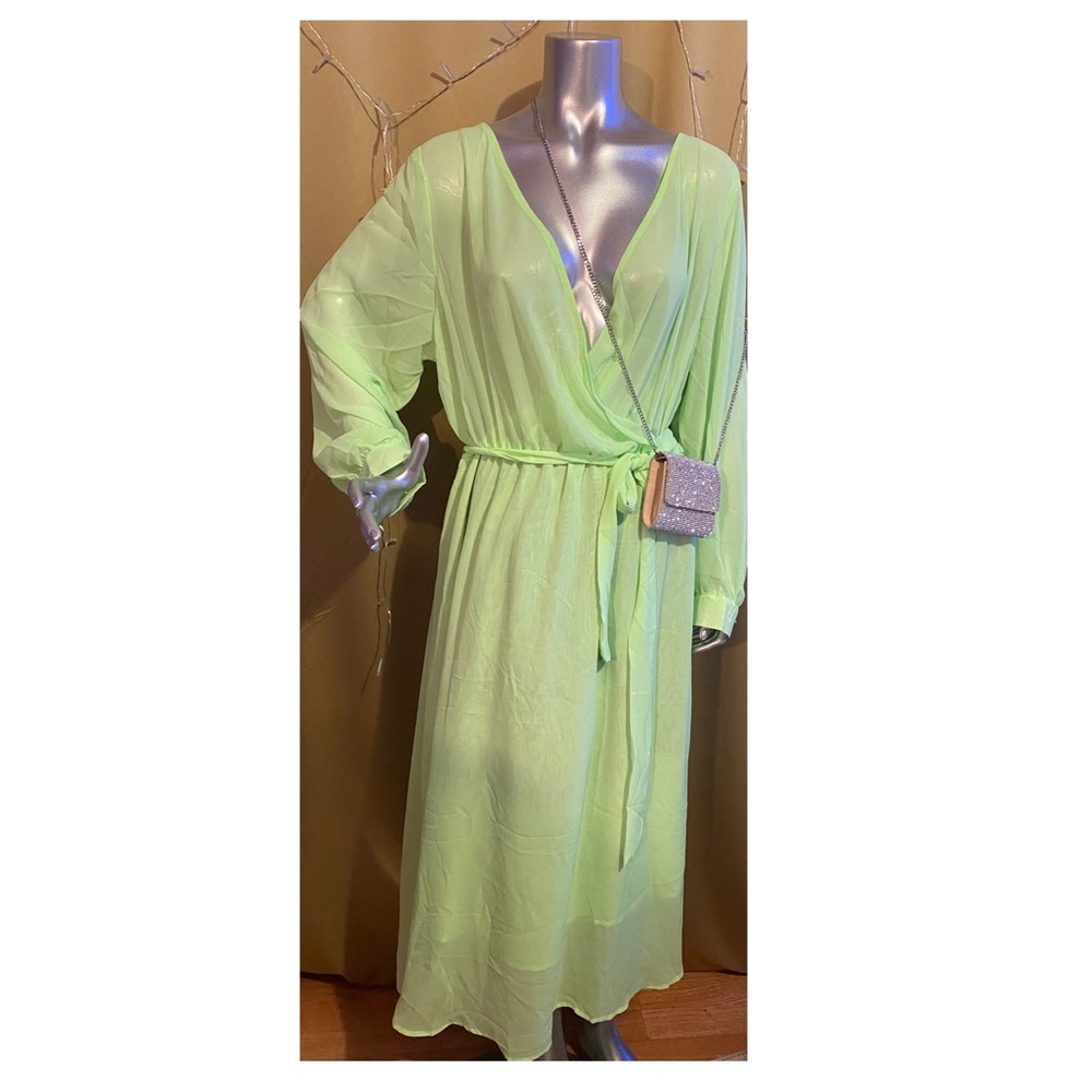 NWT Summer Wrap Solid Dress